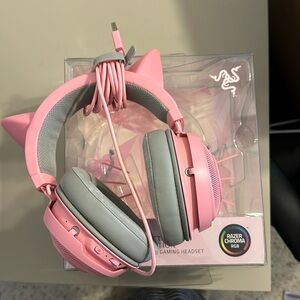 Razer Kraken Kitty edition USB gaming headset pink